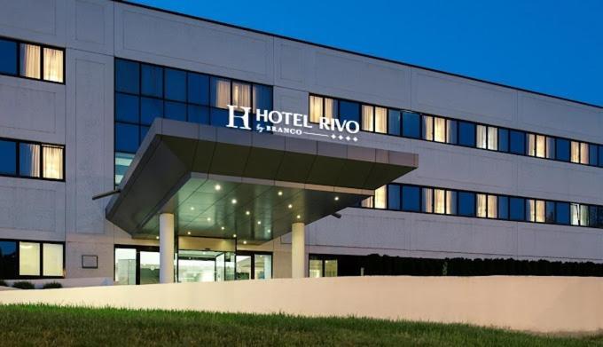 Hotel Rivo 티미쇼아라 외부 사진