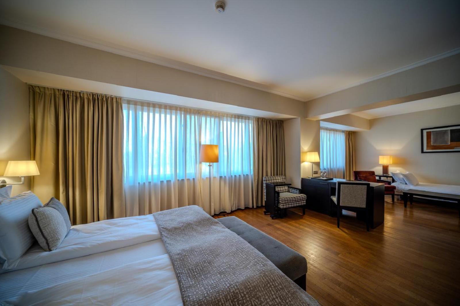 Hotel Rivo 티미쇼아라 외부 사진