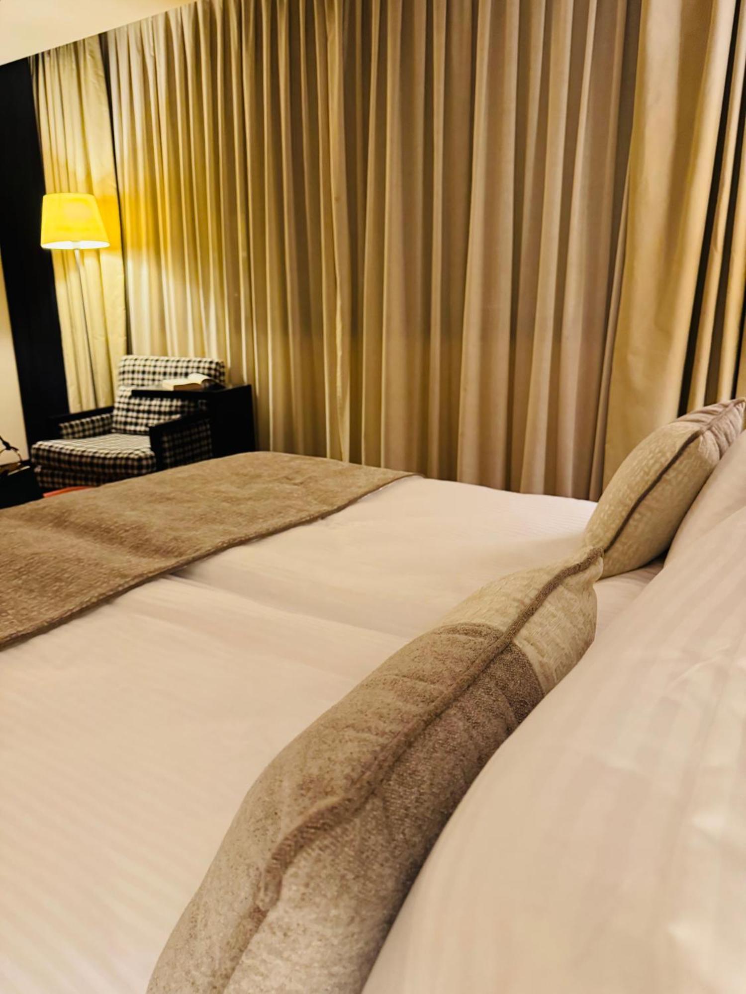 Hotel Rivo 티미쇼아라 외부 사진